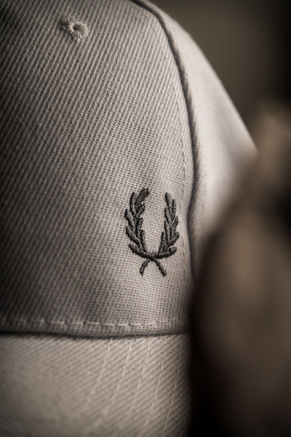 Gorra bordada